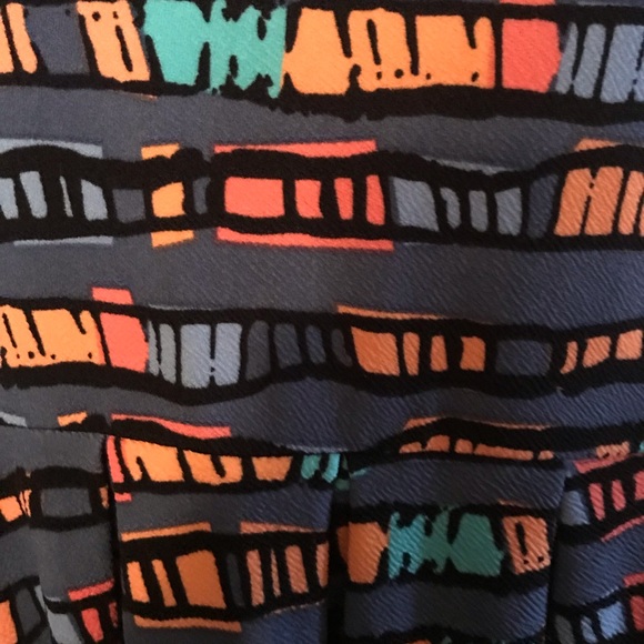 LulaRoe Amelia EUC - Picture 2 of 3
